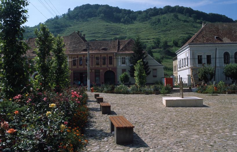 Image romania-2005-07/w_13.jpg